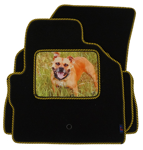 Black and Yellow Stripes for this Staffy Heelpad on a set of Land Rover Freelander MK2 Mats